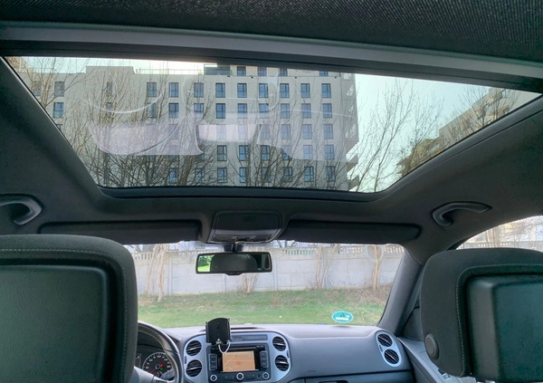 Volkswagen Tiguan cena 50950 przebieg: 206372, rok produkcji 2014 z Warszawa małe 79